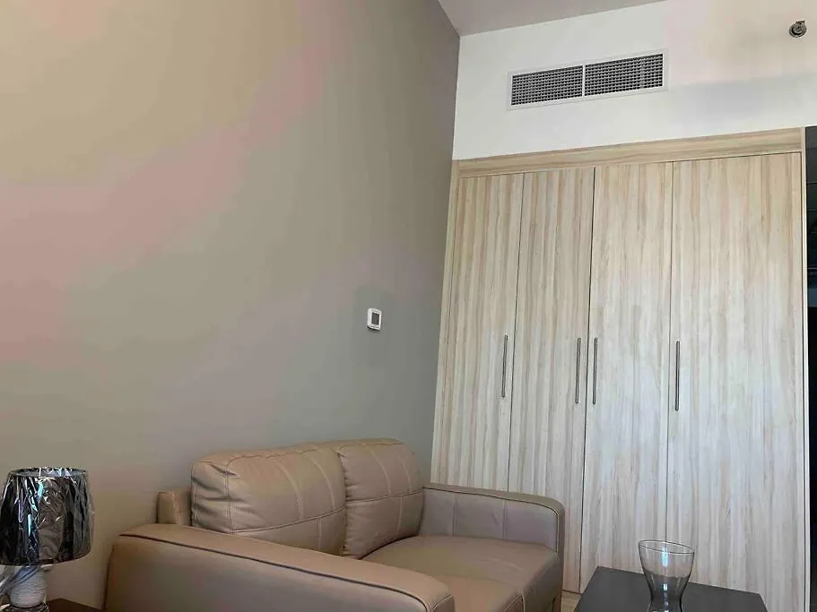 Apartment Studio Khalifa Canal View Dubai