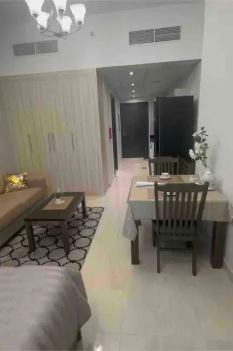 Apartment Studio Khalifa Canal View Dubai